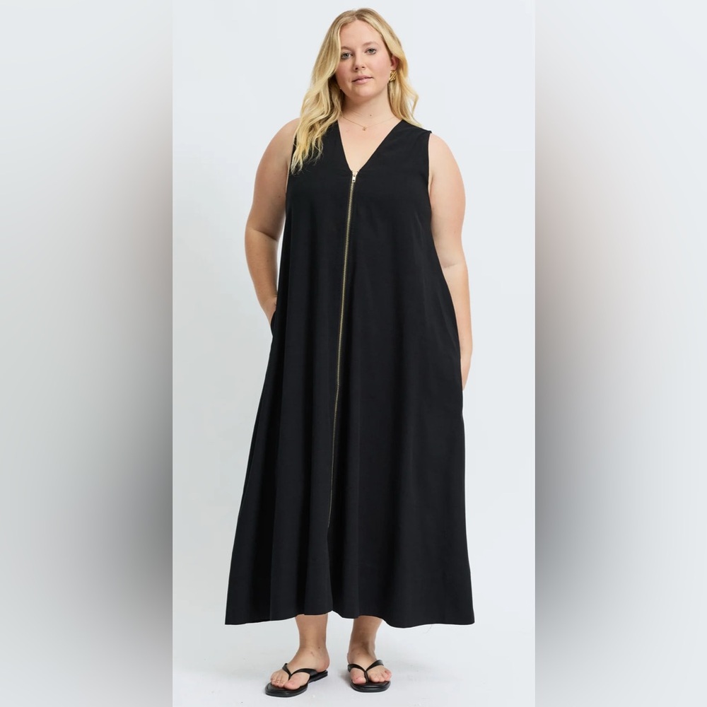 Gill Zip-Front Midi Dress - Black